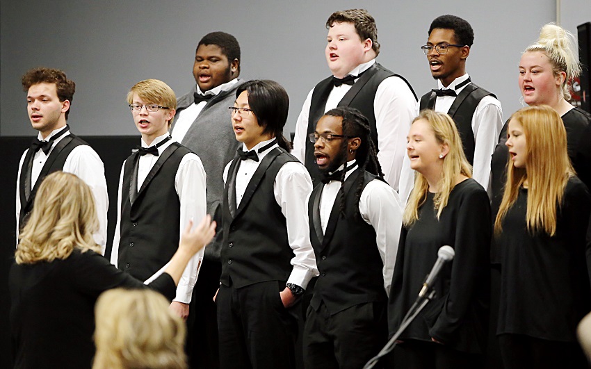 East Mississippi Community College will host three free concerts on our Golden Triangle and Scooba campuses that are open to the public and will take place Nov. 18 and Nov. 19. EMEast Mississippi Community College will host three free concerts on our Golden Triangle and Scooba campuses that are open to the public and will take place Nov. 18 and Nov. 19.
